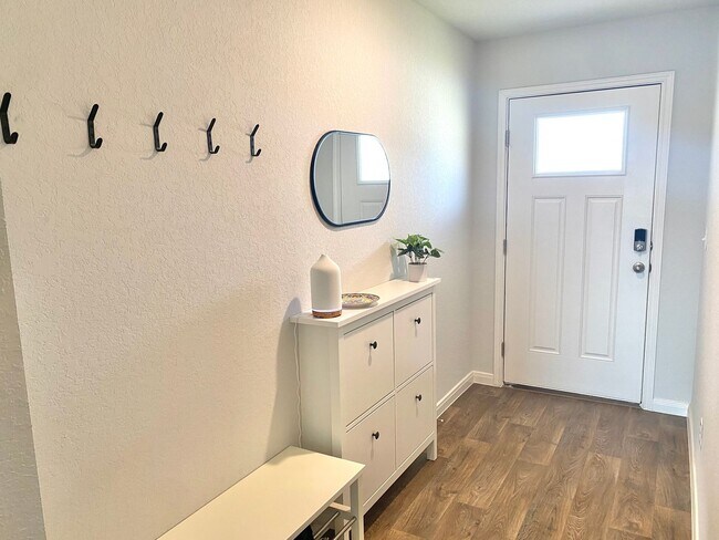 Foto del edificio - Modern Comfort Meets Peaceful Living – A s...