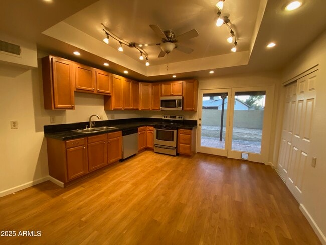 Building Photo - 3509 E Acoma Dr