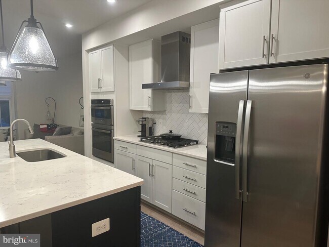 Building Photo - 2830 Dart Dr