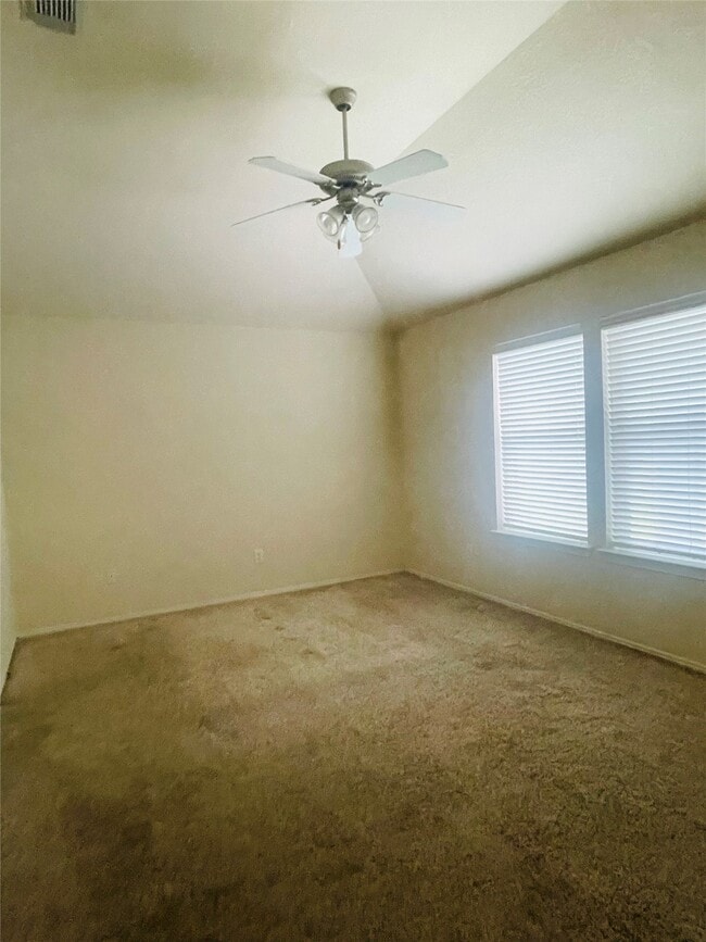 Building Photo - 1817 Sherwood Forest Cir