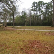 Building Photo - 512 County Rd 2222