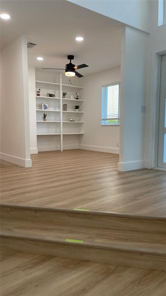 Foto del edificio - 6425 96th Pl S