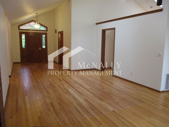 Foto del edificio - Beautiful 3 Bedroom 2.5 Bath Home in Gig Harbor
