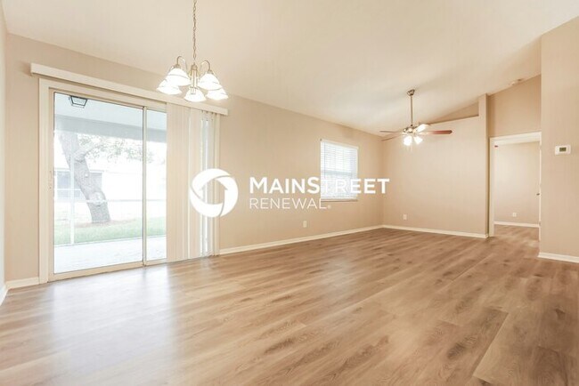 Foto del edificio - 3 Bedroom Pet-Friendly Home in NORTH PORT, FL with Main Street Renewal