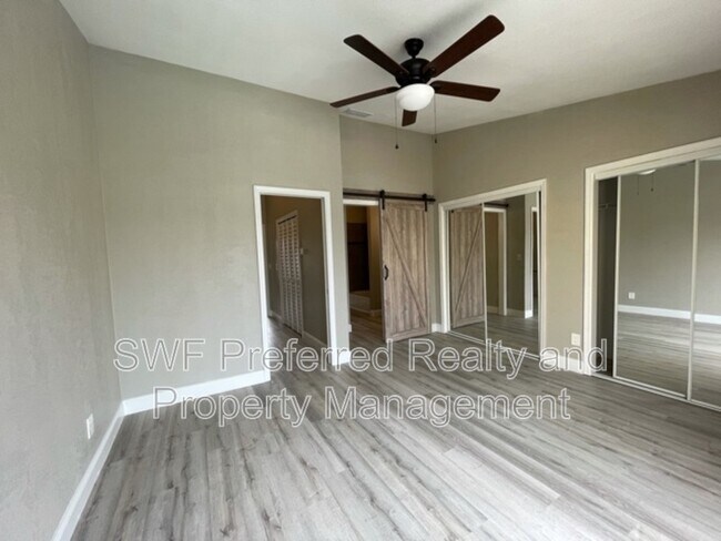 Foto del edificio - 512 SE 43rd St