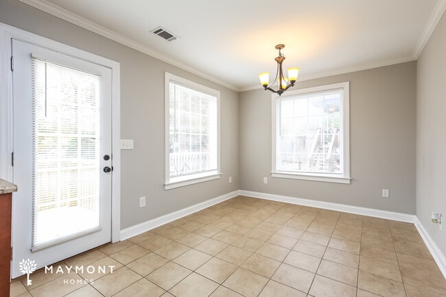 Foto del edificio - 116 Commons Dr