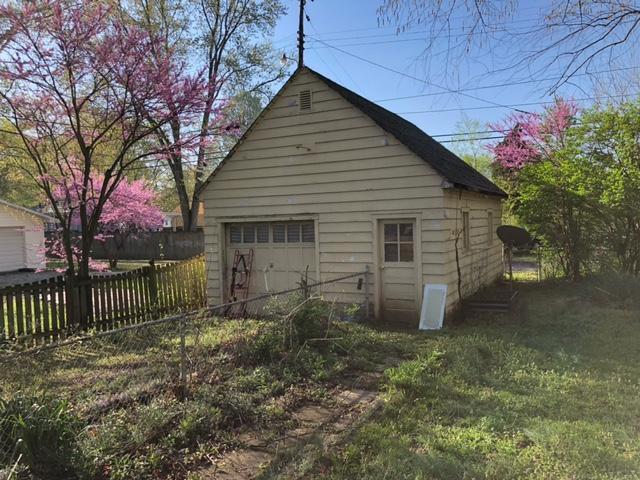 Building Photo - 2805 Hulman Street