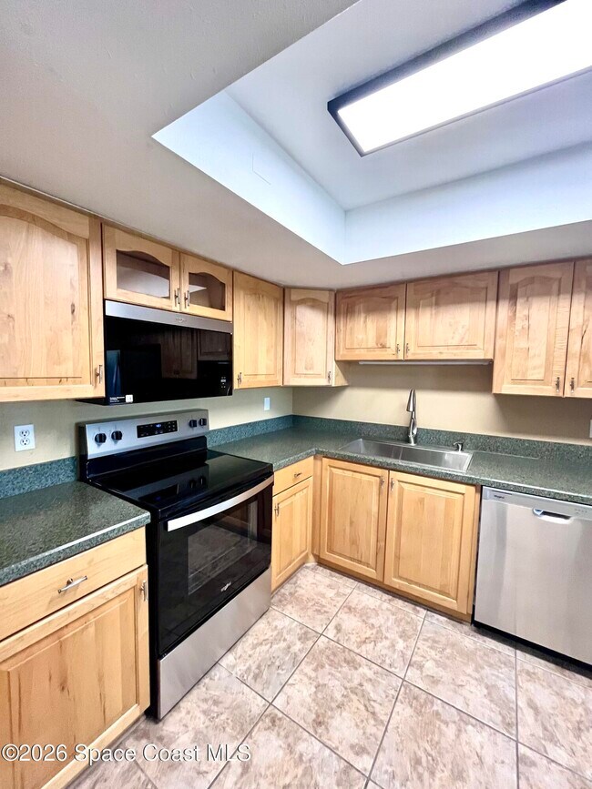 Foto del edificio - 185 Palmetto Ave