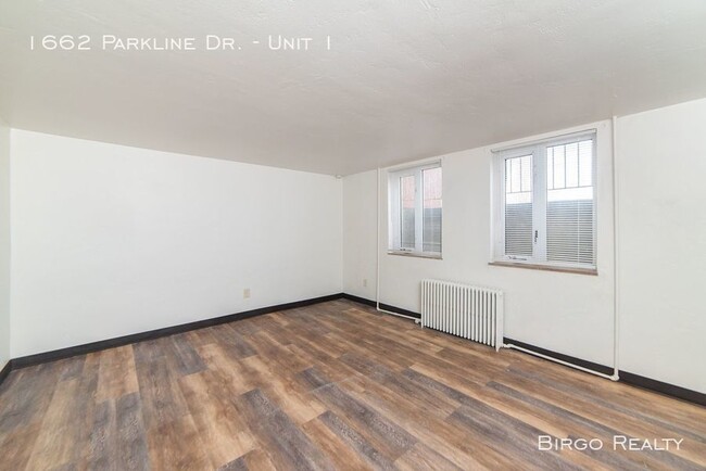 Foto del edificio - 1662 Parkline Dr
