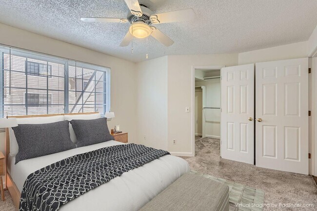 Foto del edificio - Cozy 1 bedroom condo with Loft **Move In S...