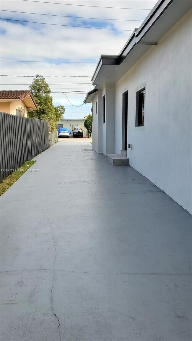 Foto del edificio - 40 SW 34th Ave