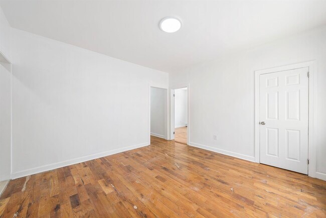 Foto del edificio - 95 Schuyler Ave