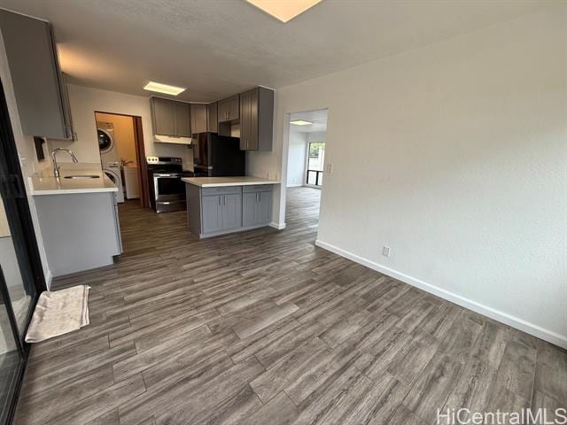 Building Photo - 949 8th Ave
