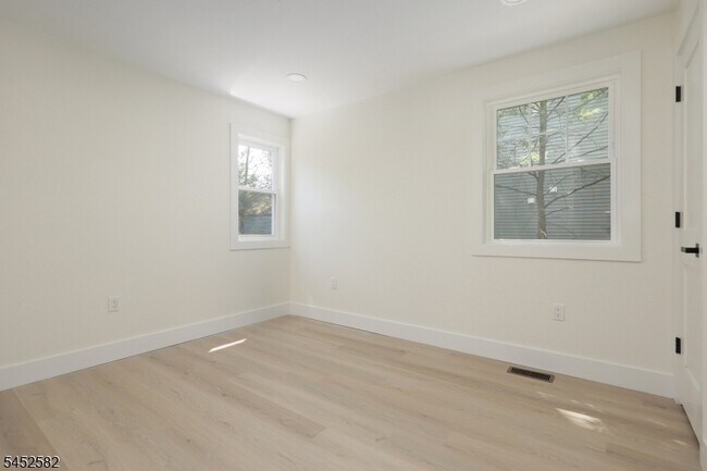Foto del edificio - 941 South Ave