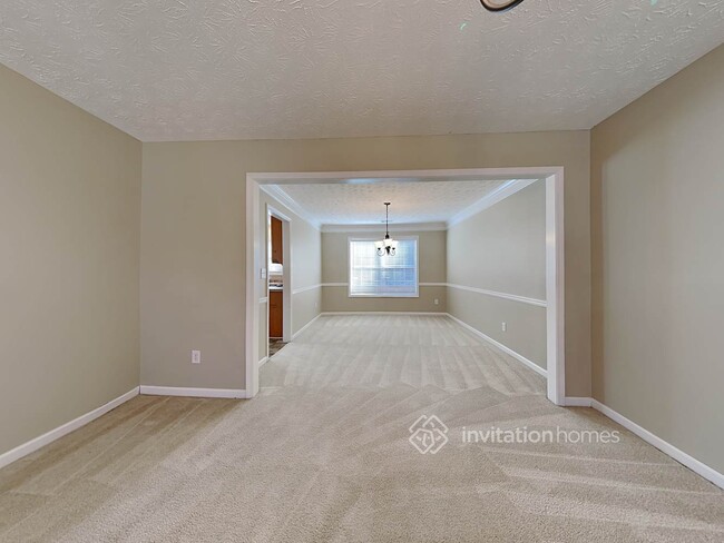 Foto del edificio - 5001 Brookstone Ln