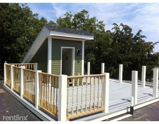 Foto del edificio - 274 Parker Hill Ave