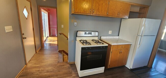 Foto del edificio - 3/4 bed 2 bath home