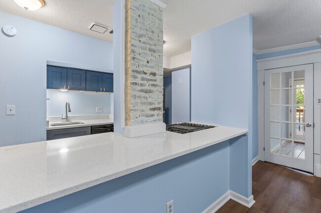 Foto del edificio - 783 Charles Allen Dr NE