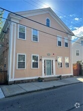 Building Photo - 34 Farewell St
