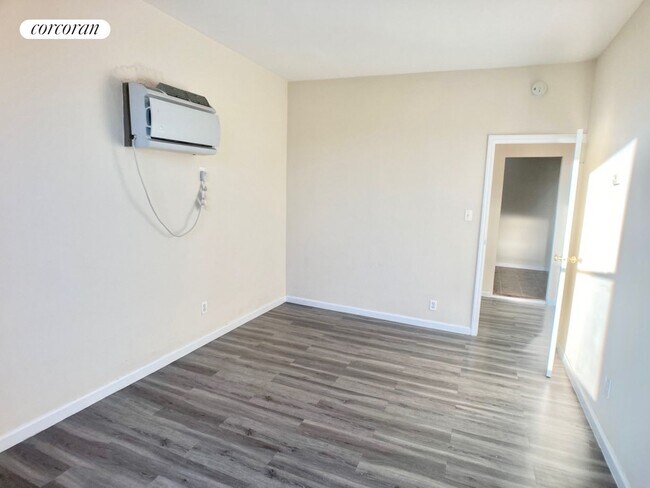 Foto del edificio - 1180 71st St