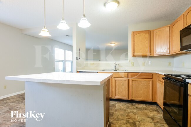 Foto del edificio - 9214 Bainbridge Dr