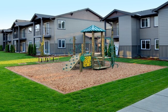 Building Photo - Cascade Village Apartments