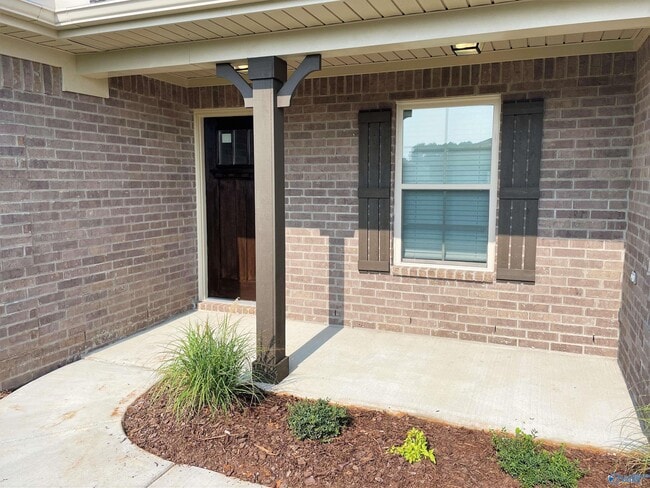 Building Photo - 126 Beaver Brook Pl