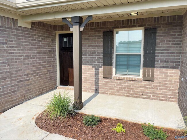 Foto del edificio - 126 Beaver Brook Pl