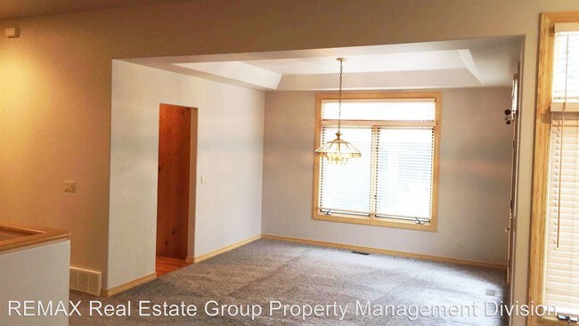 Building Photo - 4 br, 3 bath House - 2520 Paseo Rojo
