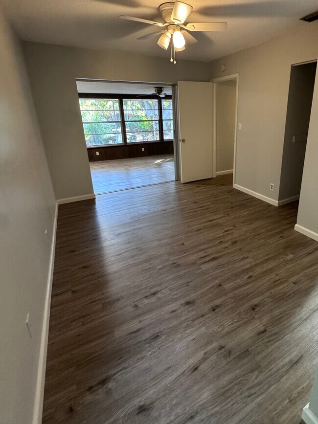 Foto del edificio - 615 Heritage Ln