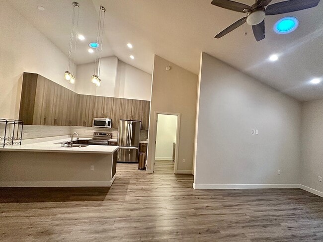 Building Photo - 2309 K St