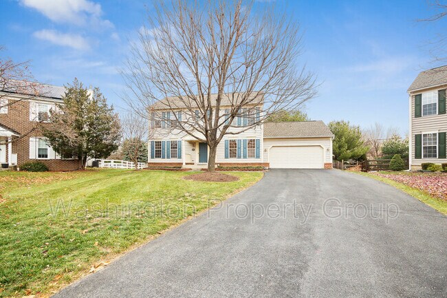 Building Photo - 1027 Dulaney Mill Dr