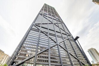 Building Photo - 175 E Delaware Pl