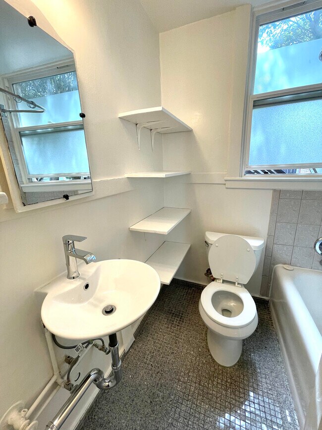 Foto del edificio - 3870 24th St