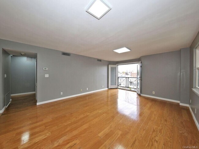 Building Photo - 46 Union St