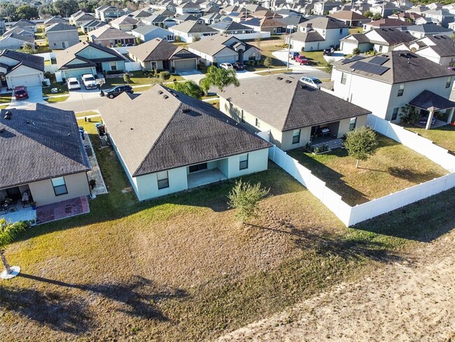 Foto del edificio - 960 Woodlark Dr