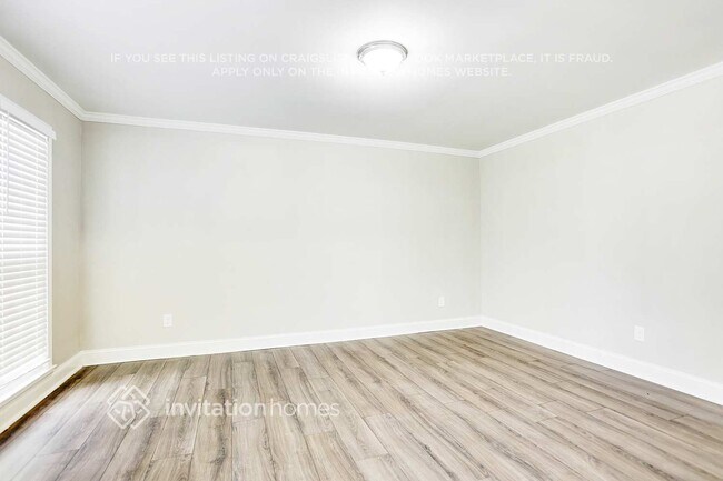 Foto del edificio - 1522 Oakmoor Pl