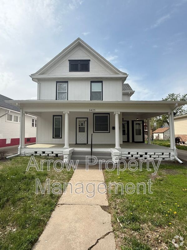 Building Photo - 1425 Garfield St