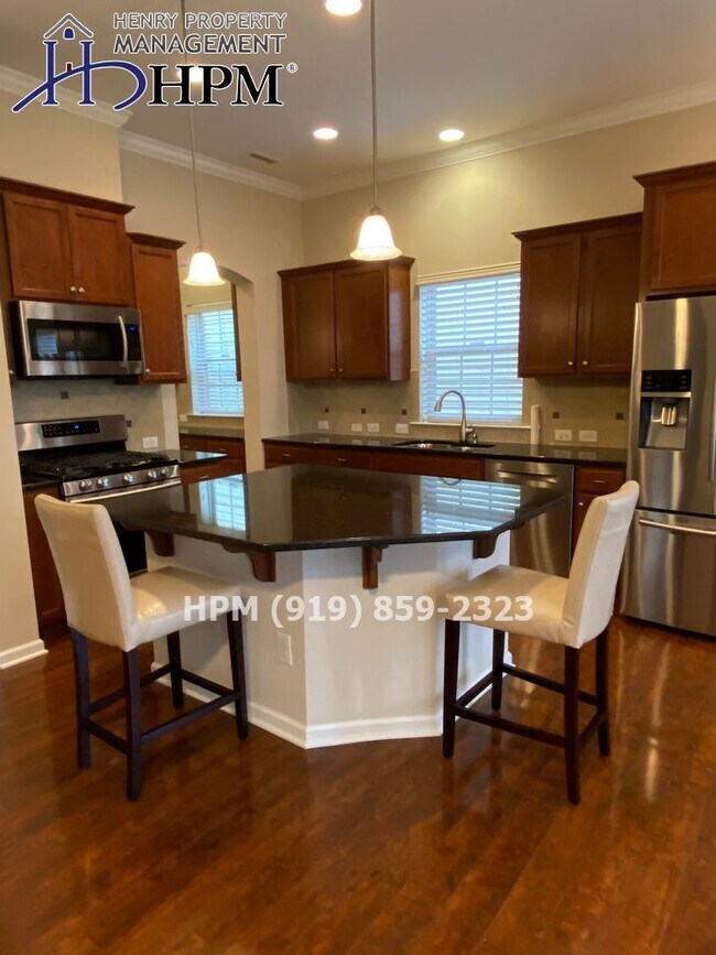 Building Photo - 3 Bedroom House in 12 Oaks Subdivision