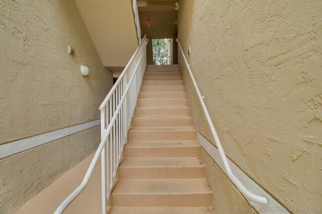 Building Photo - 272 Village Blvd