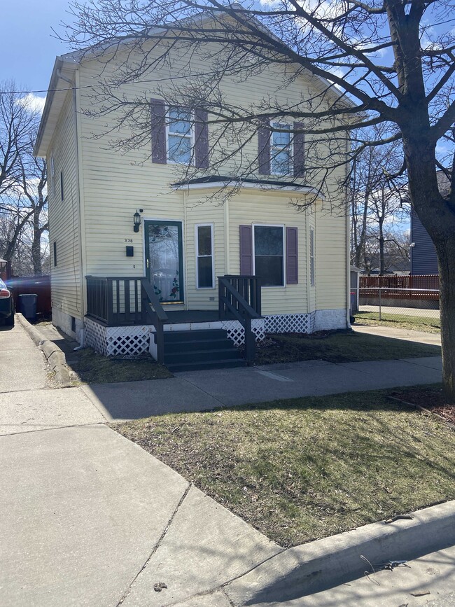 Foto del edificio - 338 Delaware St SE
