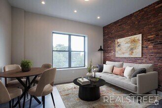 Building Photo - Stunning Large 2 Bed in Crown Heights