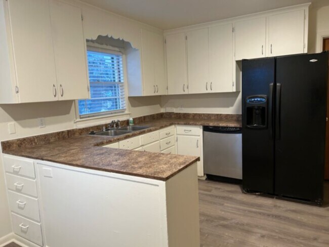 Foto del edificio - Welcome to 88 S Garland St, a beautifully ...