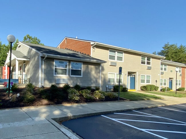 Great Mills Court 45990 Great Mills Ct Lexington Park MD 20653 Great Mills Court 45990 Great Mills Ct Lexington Park MD 20653