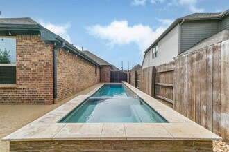 Building Photo - 23202 Brookdale Bay Ln