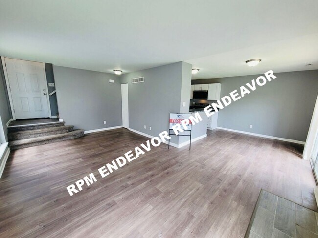 Foto del edificio - Welcome Home: Inviting 4-Bedroom Haven wit...