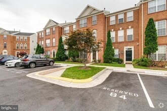 Building Photo - 13129 Park Crescent Cir