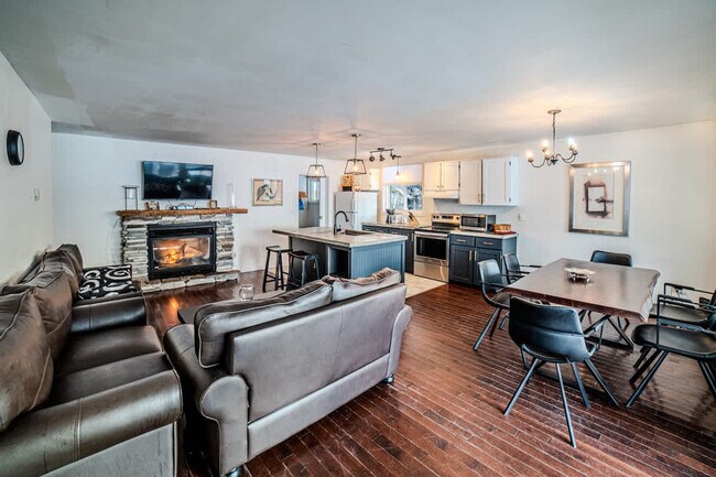 Photo du bâtiment - 100 Sand Bay Rd