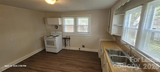 Foto del edificio - 804 Klondale Ave