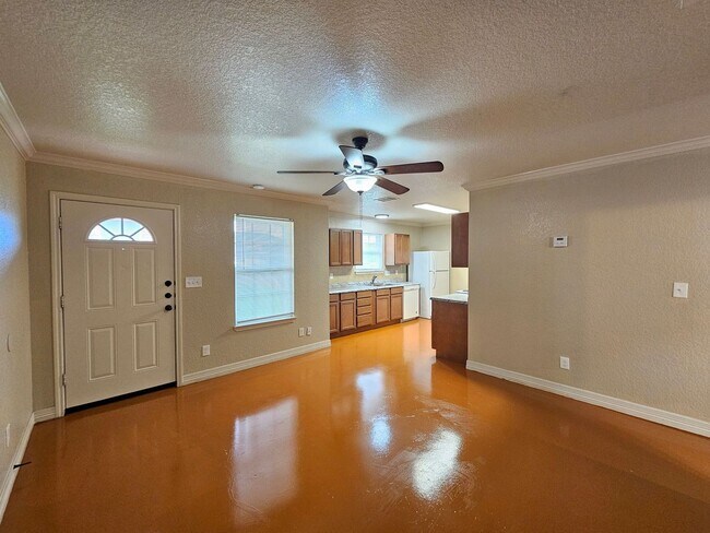 Foto del edificio - NEW IN MANAGEMENT - COMING SOON!